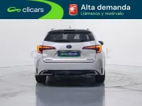 Usado Toyota Corolla Style 140 CV (102 kW) 2023 Blanco Familiar