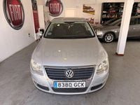 Usado VW Passat Advance 140 CV (102 kW) 2009 Gris / plata Berlina