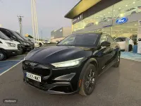 Usado Ford Mustang Mach-E 197 kW (269 CV) 2024 Negro SUV