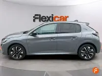 Usado Peugeot 208 Allure 100 CV (73 kW) 2025 Gris Utilitario