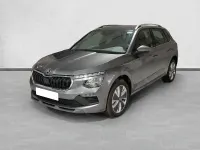 Usado Skoda Kamiq Sport 150 CV (110 kW) 2025 Gris / plata SUV