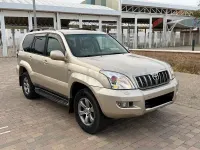 Usado Toyota Land Cruiser 173 CV (127 kW) 2008 Beige SUV