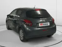 Usado Peugeot 208 Allure 82 CV (60 kW) 2017 Gris Utilitario