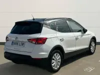 Usado Seat Arona Style Plus 110 CV (80 kW) 2021 Blanco SUV