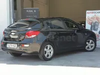 Usado Chevrolet Cruze LT 124 CV (91 kW) 2011 Negro Berlina