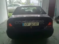 Usado Ford Focus Trend 100 CV (73 kW) 2004 Azul Berlina
