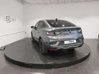 Usado Renault Arkana Esprit Alpine 145 CV (106 kW) 2024 Gris / plata SUV