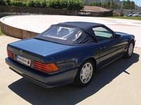 Usado Mercedes SL500 320 CV (235 kW) 1993 Azul Coupe