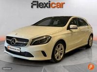 Usado Mercedes A180 Urban 109 CV (80 kW) 2016 Beige Berlina