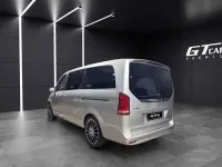 Usado Mercedes V300 239 CV (175 kW) 2023 Plateado Monovolumen