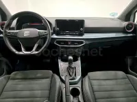 Usado Seat Arona Xperience 115 CV (84 kW) 2025 Blanco SUV