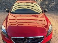 Usado Volvo V40 CC Kinetic 115 CV (84 kW) 2014 Rojo Familiar