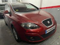 Usado Seat Altea Ecomotive 105 CV (77 kW) 2010 Granate Monovolumen