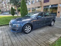 Usado Audi A4 136 CV (100 kW) 2011 Gris / plata Berlina