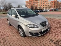 Usado Seat Altea XL Reference 105 CV (77 kW) 2012 Beige Monovolumen