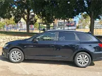 Usado Seat Leon ST Style 105 CV (77 kW) 2015 Negro Familiar