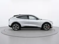 Usado Ford Mustang Mach-E 258 kW (351 CV) 2022 Gris SUV