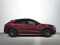 Usado Audi Q8 Black Edition 234 CV (172 kW) 2020 Rojo SUV