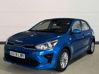 Usado Kia Rio 84 CV (61 kW) 2022 Azul Utilitario