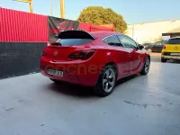 Usado Opel Astra GTC Sportive 136 CV (100 kW) 2016 Rojo Berlina
