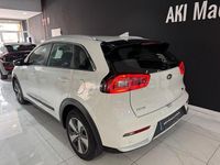 Usado Kia Niro 141 CV (103 kW) 2019 Blanco SUV
