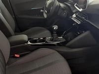 Usado Peugeot 2008 Allure 102 CV (75 kW) 2023 Blanc nacre SUV