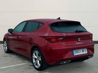 Usado Seat Leon FR 130 CV (95 kW) 2023 Rojo Berlina