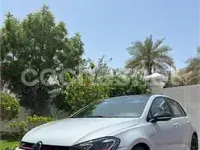 Usado VW Golf VIII GTI 245 CV (180 kW) 2021 Gris / plata Berlina