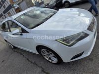 Usado Seat Leon ST Style 105 CV (77 kW) 2013 Blanco Familiar