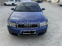 Usado Audi A4 130 CV (95 kW) 2004 Azul Berlina