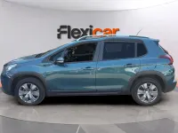 Usado Peugeot 2008 Allure 131 CV (96 kW) 2019 Azul SUV