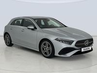 Usado Mercedes A180 136 CV (100 kW) 2025 Gris plata