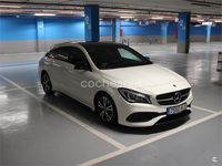 Usado Mercedes CLA200 Shooting Brake AMG line 156 CV (114 kW) 2017 Blanco Familiar