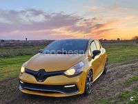 Usado Renault Clio IV Trophy 220 CV (161 kW) 2016 Amarillo Berlina