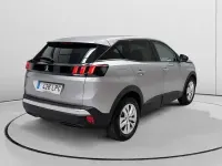 Usado Peugeot 3008 Active 130 CV (95 kW) 2021 Gris SUV