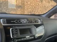 Usado Kia Rio 84 CV (61 kW) 2016 Negro Utilitario