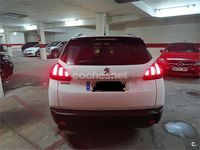 Usado Peugeot 2008 Signature Sky 100 CV (73 kW) 2019 Blanco SUV