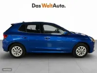 Usado Skoda Fabia Selection 95 CV (69 kW) 2024 Azul Utilitario
