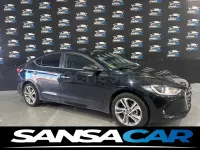Usado Hyundai Elantra 136 CV (100 kW) 2016 Negro Berlina