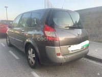 Usado Renault Grand Scénic II Dynamique 130 CV (95 kW) 2006 Gris / plata Monovolumen