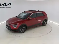 Usado Kia Niro 141 CV (103 kW) 2024 Rojo SUV