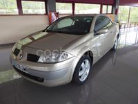 Usado Renault Mégane Cabriolet Dynamique 115 CV (84 kW) 2005 Beige Descapotable