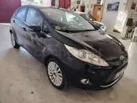 Usado Ford Fiesta Titanium 90 CV (66 kW) 2009 Negro Berlina