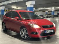 Usado Ford Focus Trend 115 CV (84 kW) 2009 Rojo Berlina