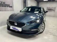 Usado Seat Leon Style 115 CV (84 kW) 2022 Gris / plata Berlina