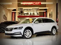 Usado Skoda Superb 280 CV (205 kW) 2022 Blanco Familiar