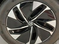 Usado VW ID.4 Pro 127 kW (174 CV) 2025 Azul dusk metalizado SUV