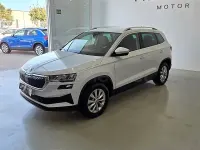 Usado Skoda Karoq Ambition 150 CV (110 kW) 2022 Blanco SUV