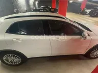 Usado Mercedes GLA180 122 CV (89 kW) 2019 Blanco SUV