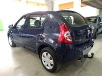 Usado Dacia Sandero Ambiance 75 CV (55 kW) 2011 Azul Berlina
